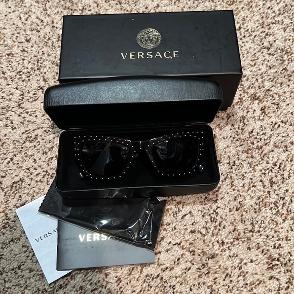 Versace Sunglasses - Picture 1 of 4